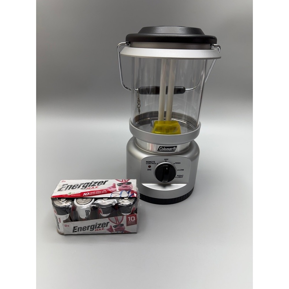 COLEMAN Florescent Lantern Battery Powered Remote Control Includes D Batteries